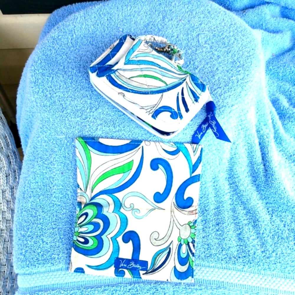 Vera Bradley Credit Card Wristlet & CheckBook Mediterranean Pat. 2 PC. Retired